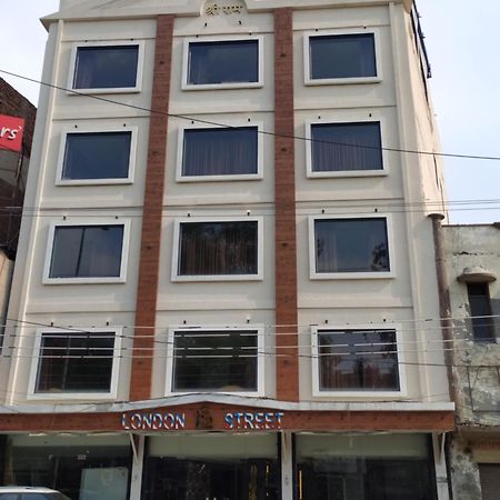 Hotel Treehouse London Street Amritsar Zewnętrze zdjęcie